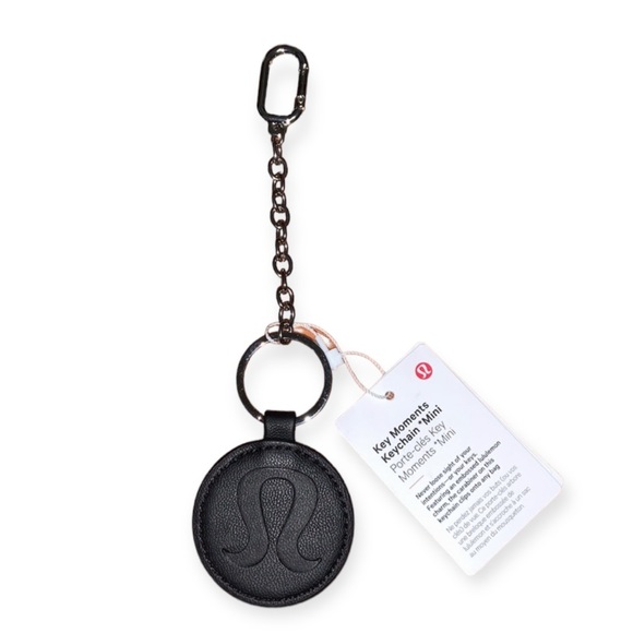 ❤️ Lululemon Athletica Key Moments Keychain *Mini NWT - Picture 4 of 7